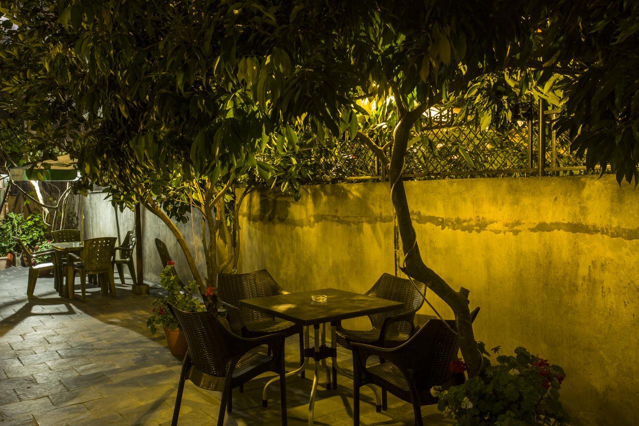 The North Face Inn Pokhara Dış mekan fotoğraf